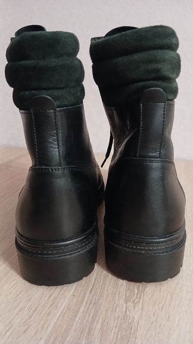 Ботинки чоловічі 43 р, на хутрі зимові