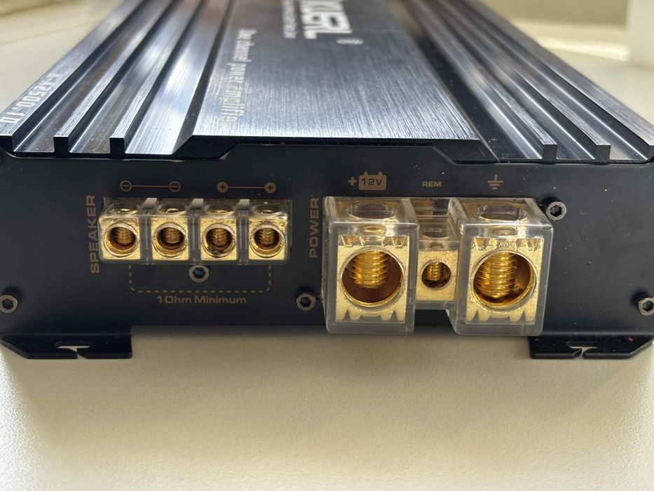 Wzmacniacz Samochodowy