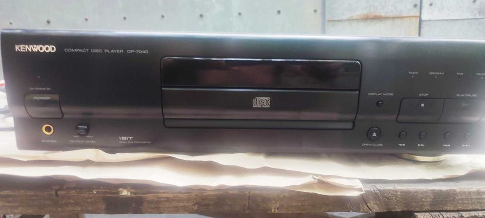 CD KENWOOD DP-7040 CD Denon DCD-755AR  CD  Philips CD 692