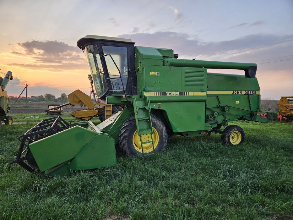 Продам комбайн джондір 1055