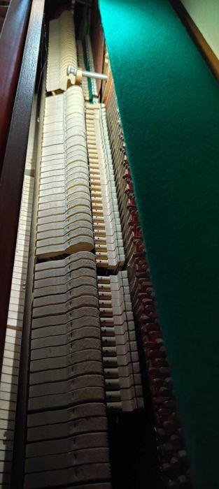 Pianino Lindbergh (Calisia Menuet M-105