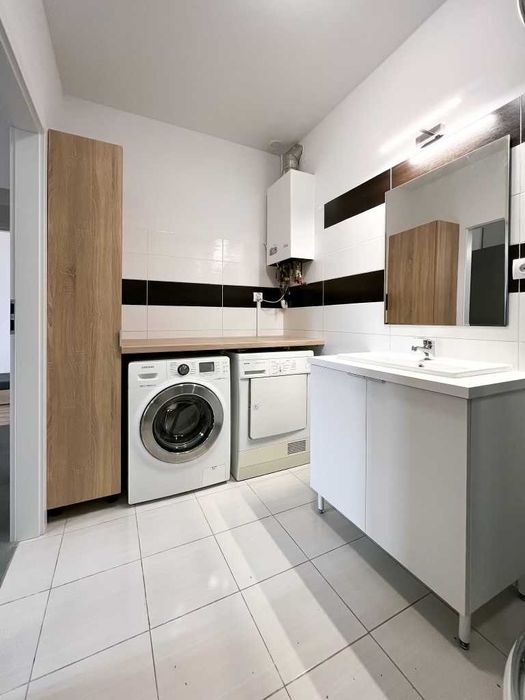 Kwatery pracownicze w samym centrum. Z parkingiem. Tylko 5 lub 6 osób!