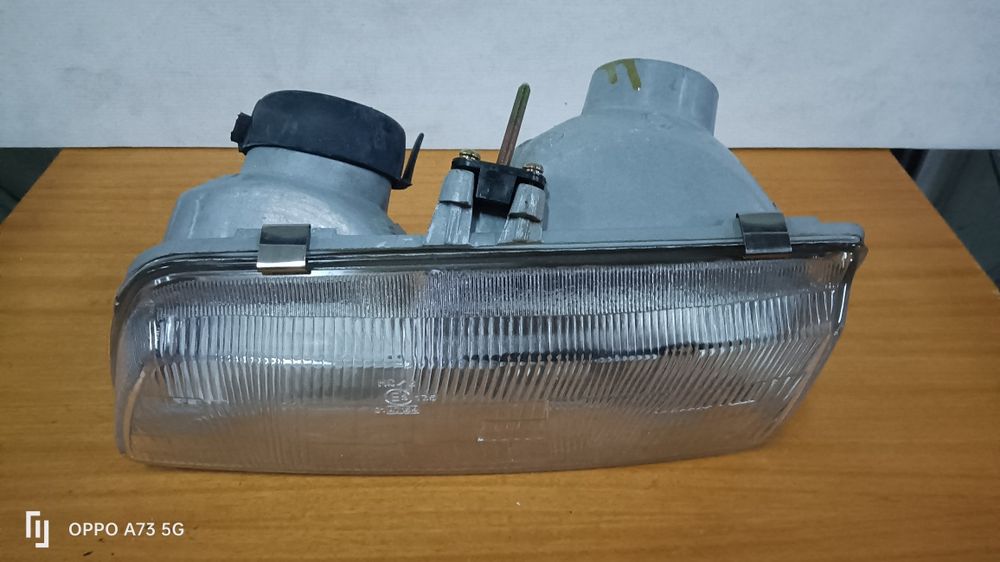 Farol Honda Civic ótica esquerda 1988