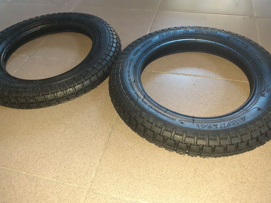 Nowe opony kpl romet motorynka 2,50-9"