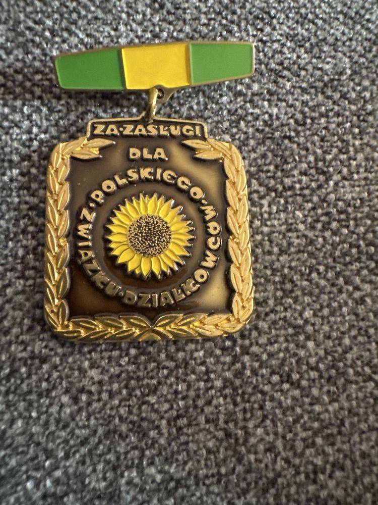 Odznaka Za zasługi dla polskiego związku działkowców