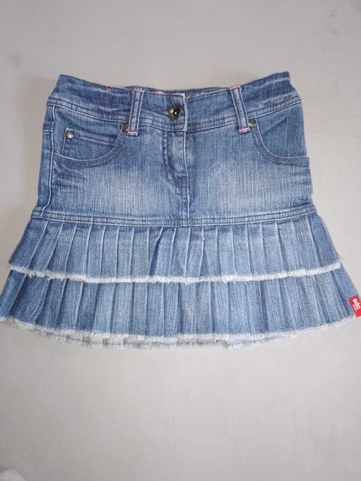 Спіднички джинсові для дівчинки на зріст 130-140 см.