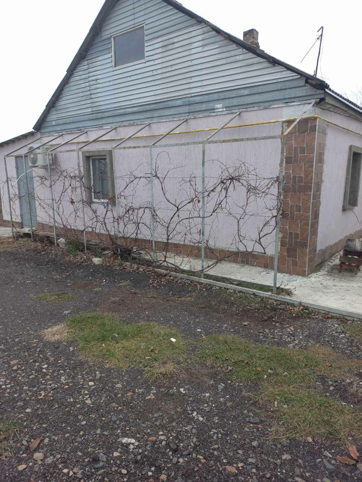 Продам дом в районне санатория Новомосковський