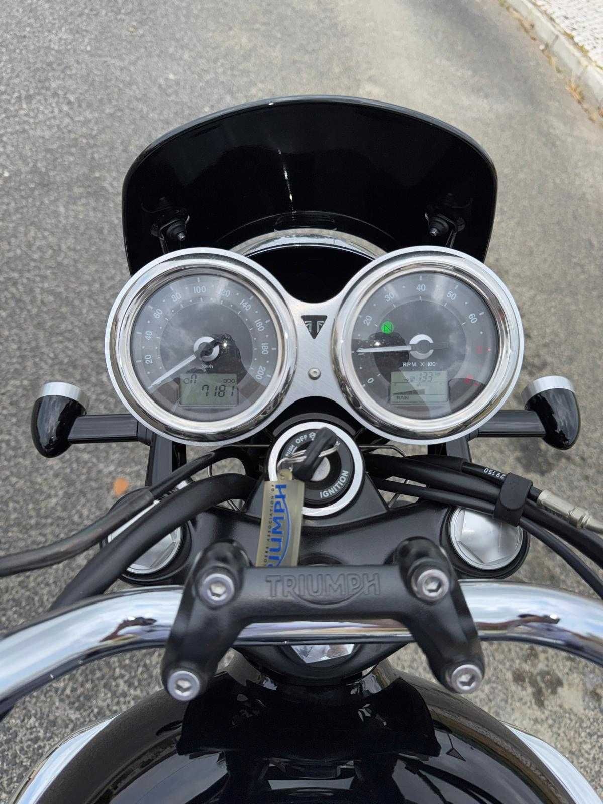 Triumph Bonneville T120