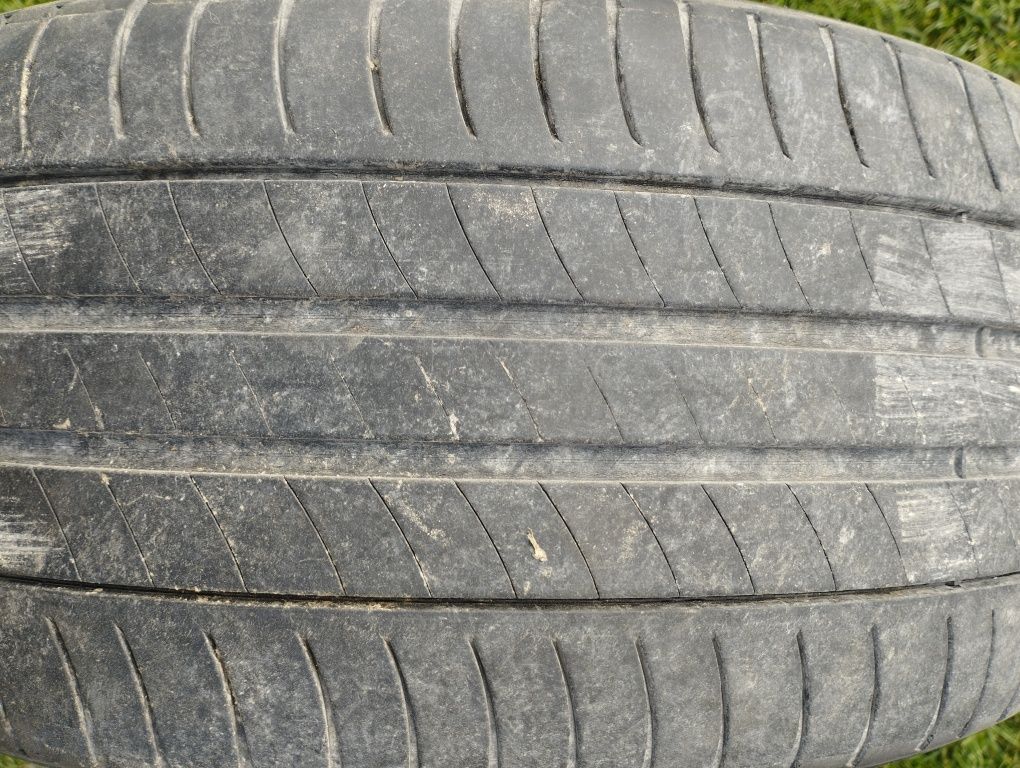 Michelin primacy 3 215/45/17