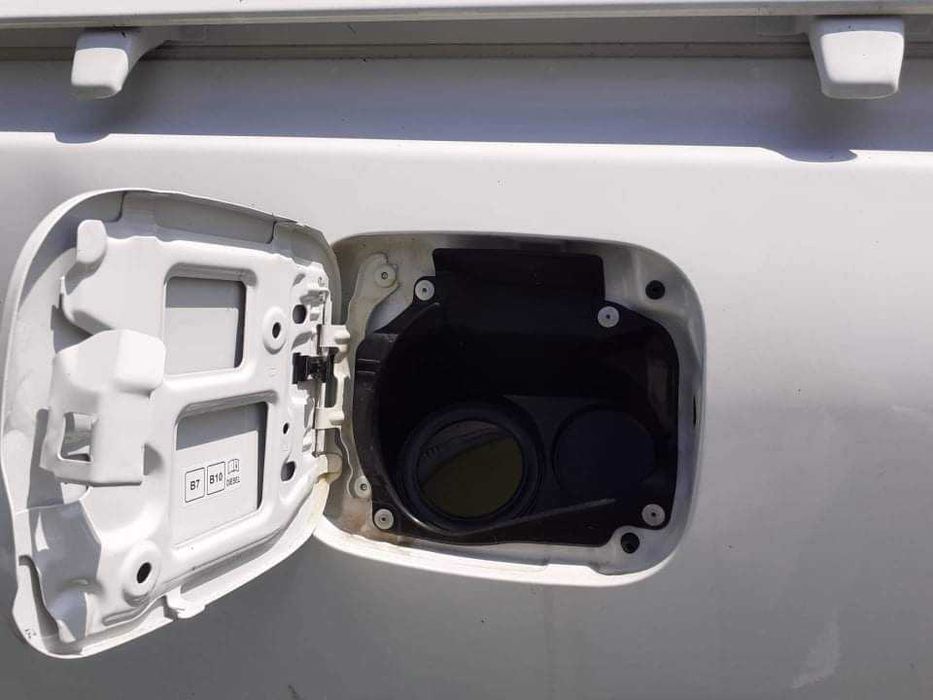 Caixa de toyota hilux nova