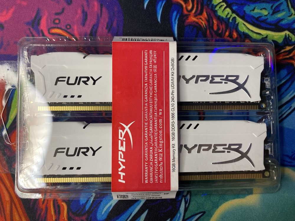 DDR3 1866 8gb HyperX Оперативная память