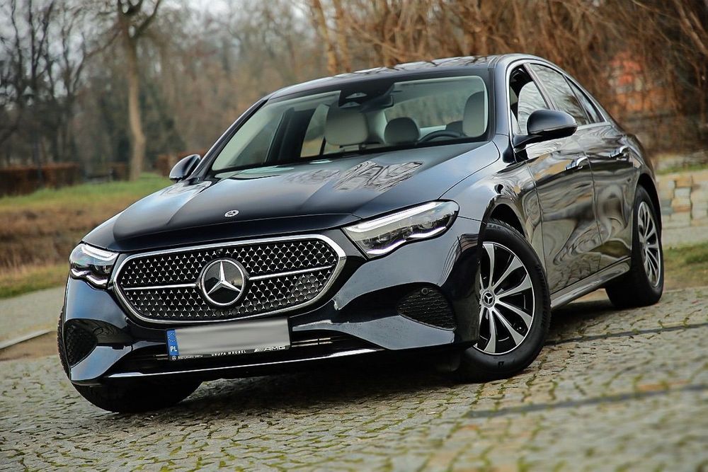 Mercedes-Benz Klasa E Mercedes E-200 mHEV Avantgarde 9-G Tronic 2024 cesja leasingu op.