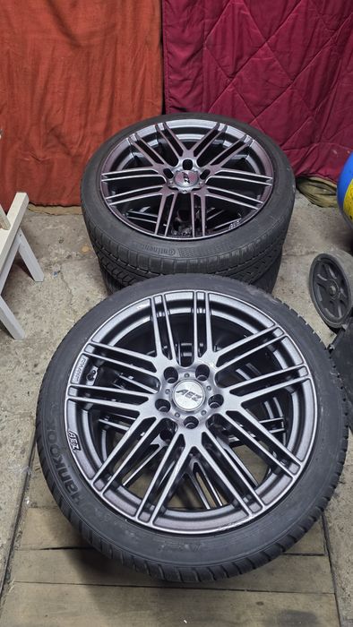 Alufelgi z oponami zimowymi 19cali VW,Audi,