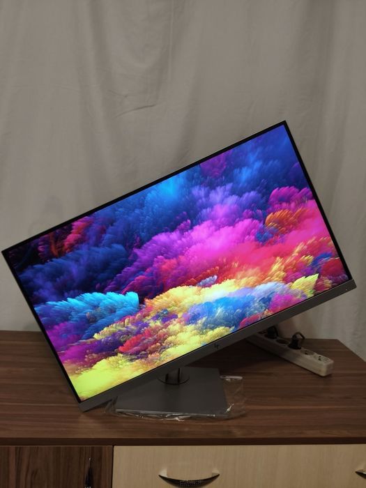 Монитор HP EliteDisplay E273Q