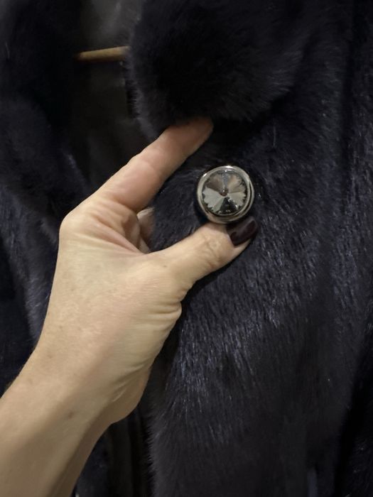 Шуба из норки в отличном состоянии