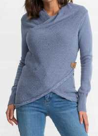 Sweter niebieski z ozdobną klamrą z boku marki Bodyflirt r.38 - nowy