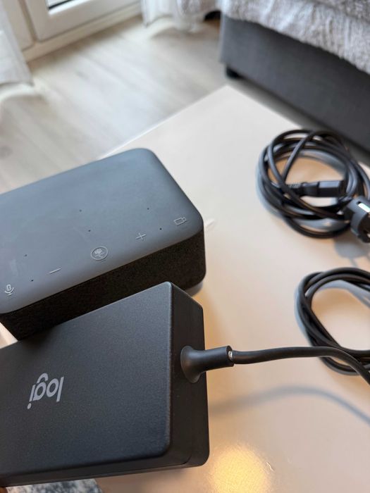 Logitech Logi dock system