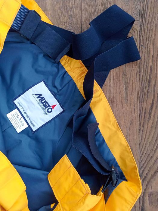 Musto непром комбинезон L размер