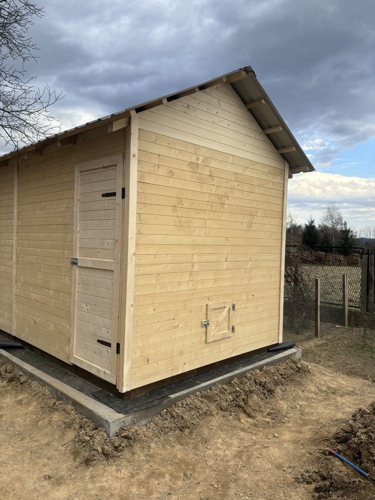 Kurnik 5x2,3 x 2,5 m wys deska pioro wpust