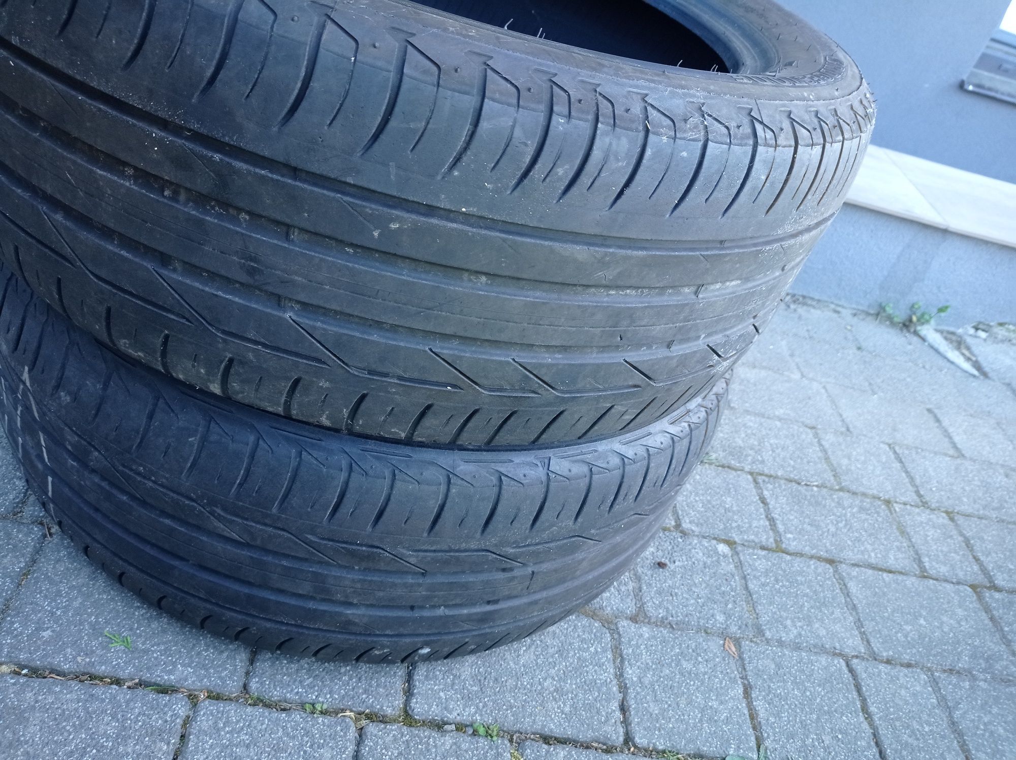 Bridgestone 225/50/18 lato / 2 sztuki