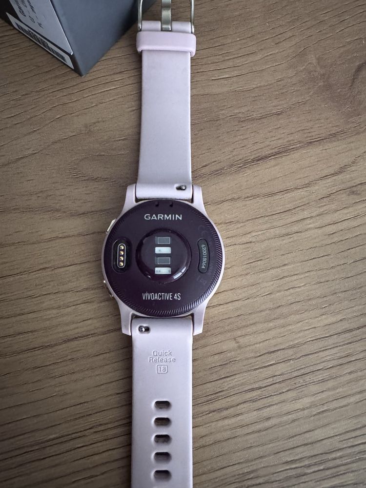 Garmin Vivoactiv 4S