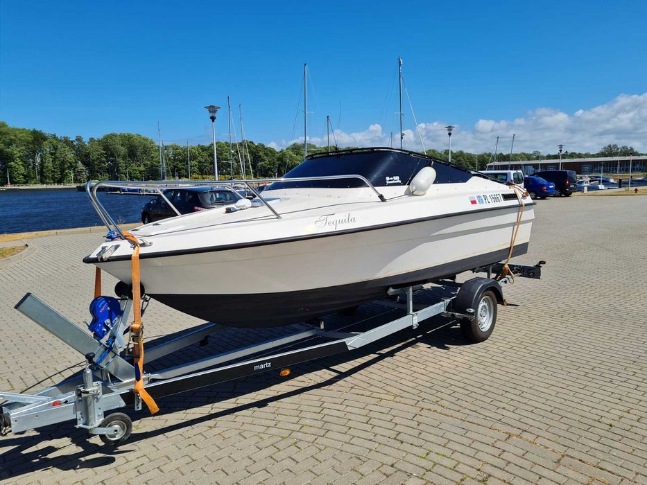 Łódź motorowa Ocqueteau Boxer 54 z silnikiem MerCruiser 3.0 135 KM
