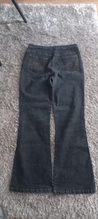 Spodnie typu dzwony, r M