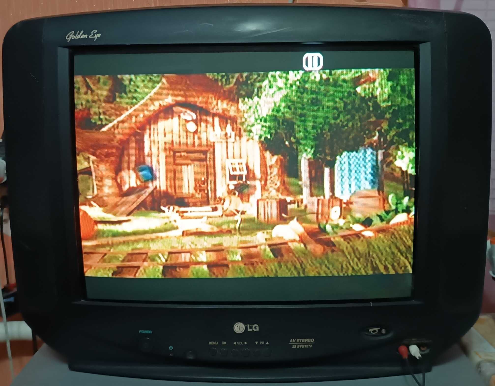Продаю кольоровий телевізор LG. РОБОЧІЙ. Є пульт. DVD в подарунок!