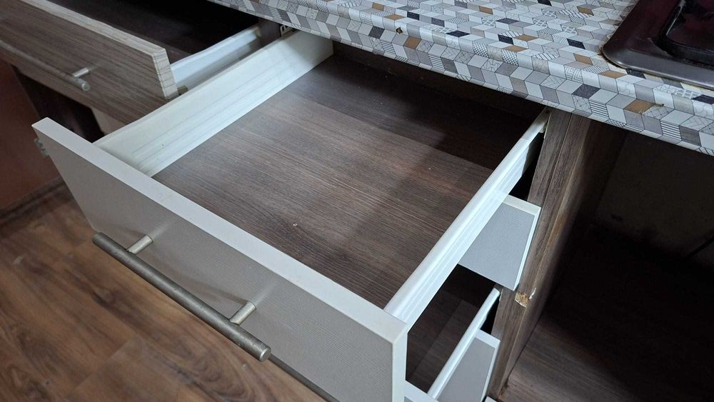 komplet mebli kuchennych