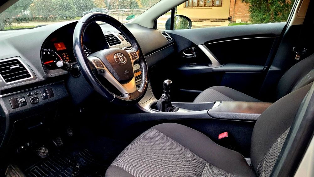JAK NOWA!!NIEzawodna Toyota Avensis Silnik 1.8 benzyna!Zamiana