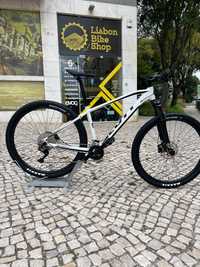 Bicicleta SCOTT Aspect 930 Pearl White