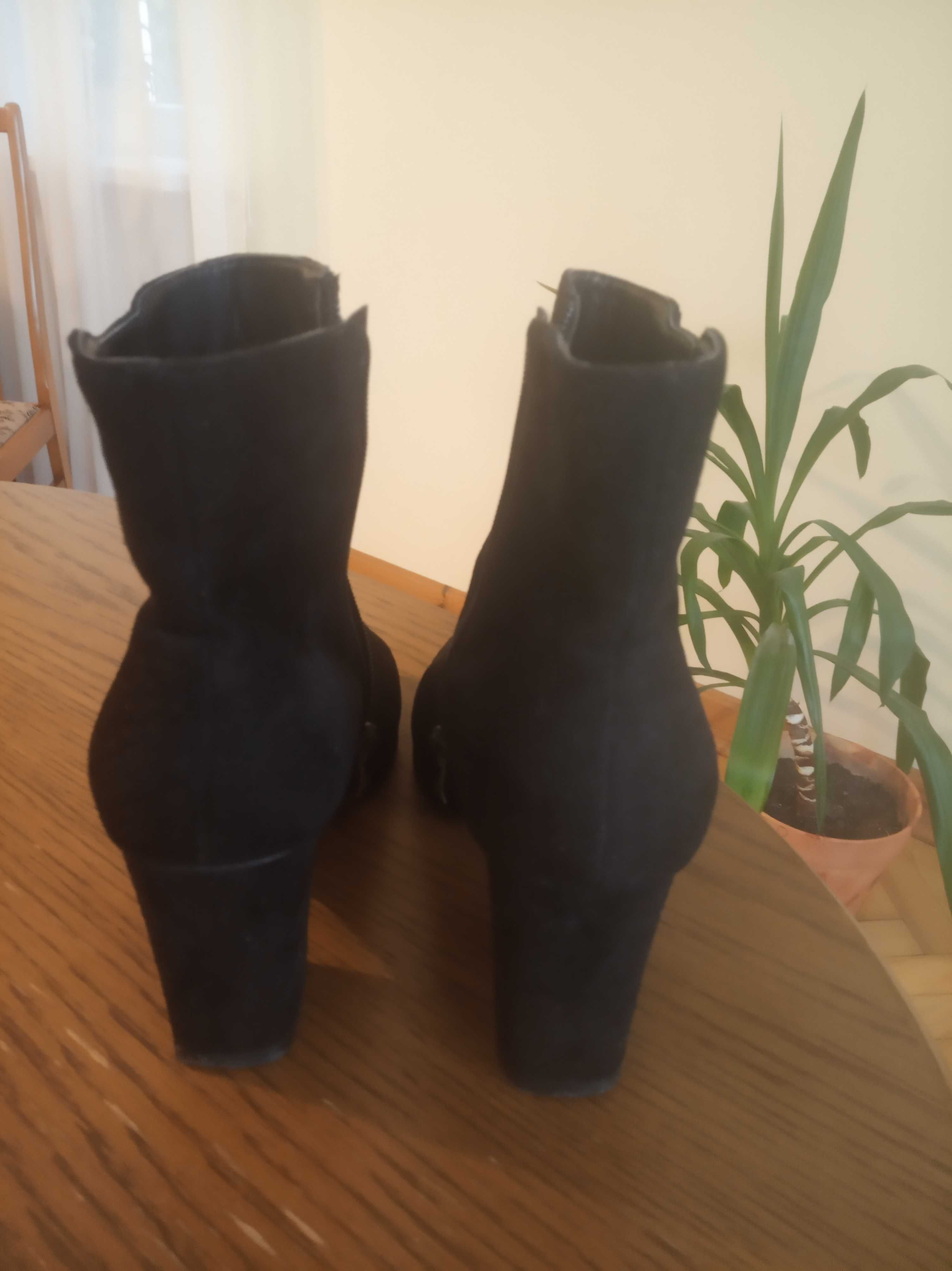 Buty botki na obcasie, jak NOWE r. 38