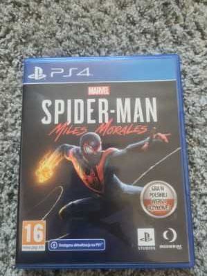 Play Station 4 - 500 MB + 2 pady + 7 gier