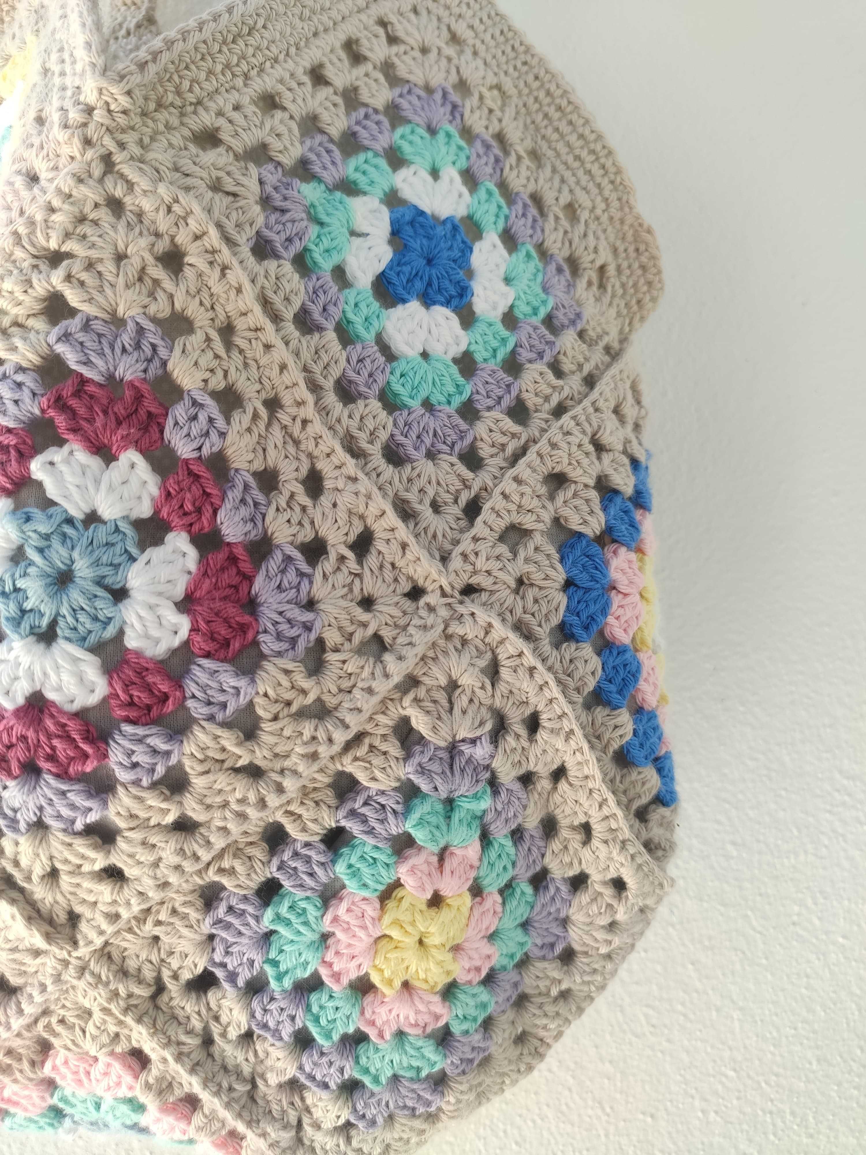 Saco em tricot, forrado com bolso