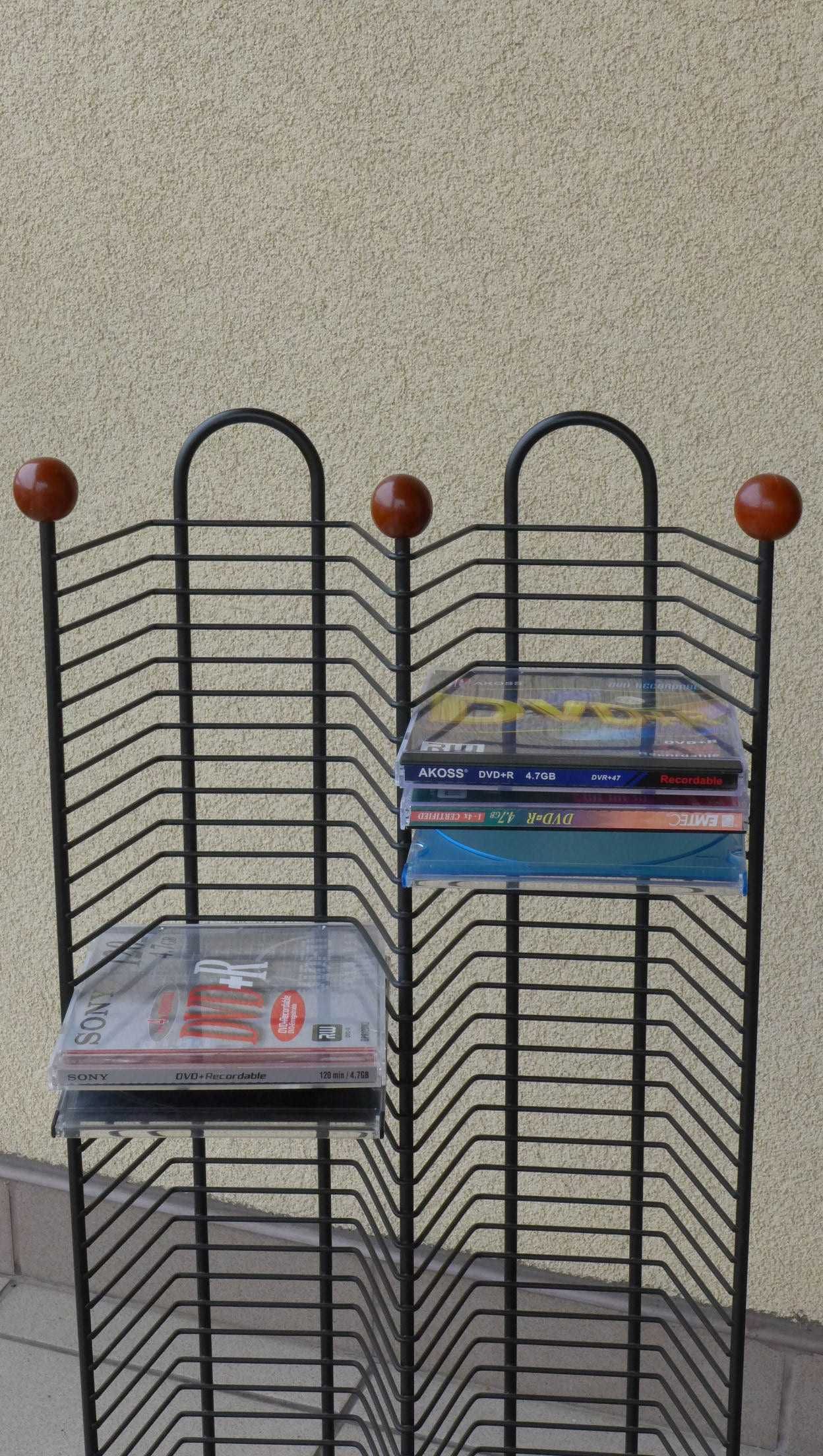 Stojaki na płyty CD , DVD