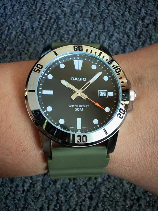 Годинник чоловічий casio mtp-vd01-3evudf