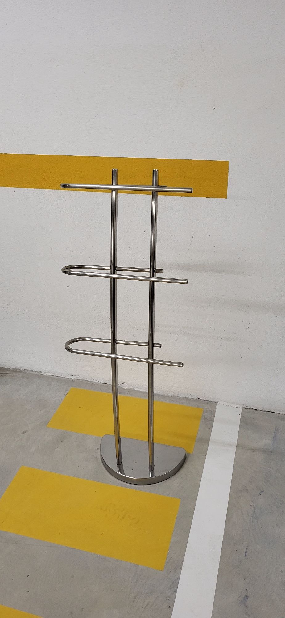 Toalheiro para WC