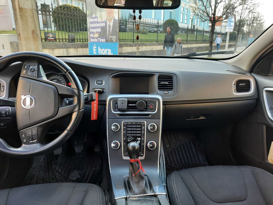 Volvo V60 D2  11/2014