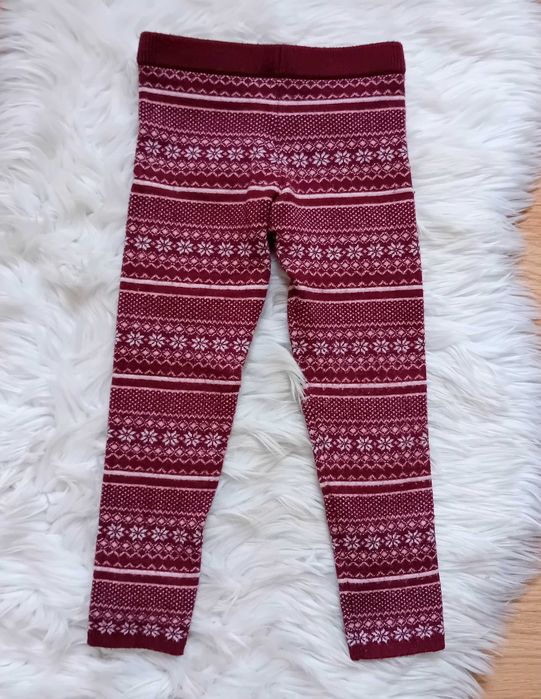 33. Dzianinowe leginsy we wzorek