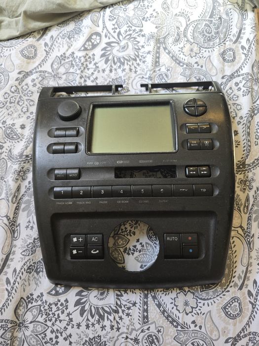 Consola central de rádio seat ibiza 6k2 - Usada