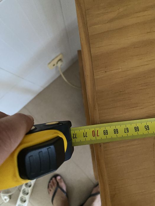 Vendo estante baixa de madeira