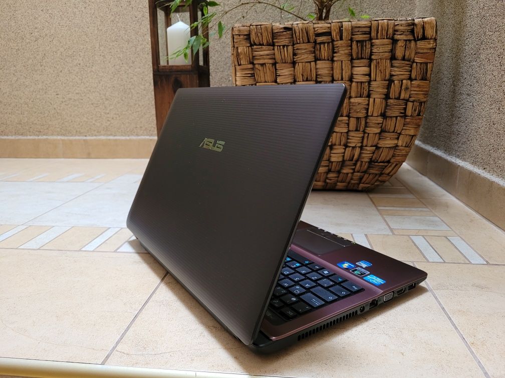 Laptop Asus- Intel i5, 4gb ram, Dysk 500gb, Gtx 520, Szybki!