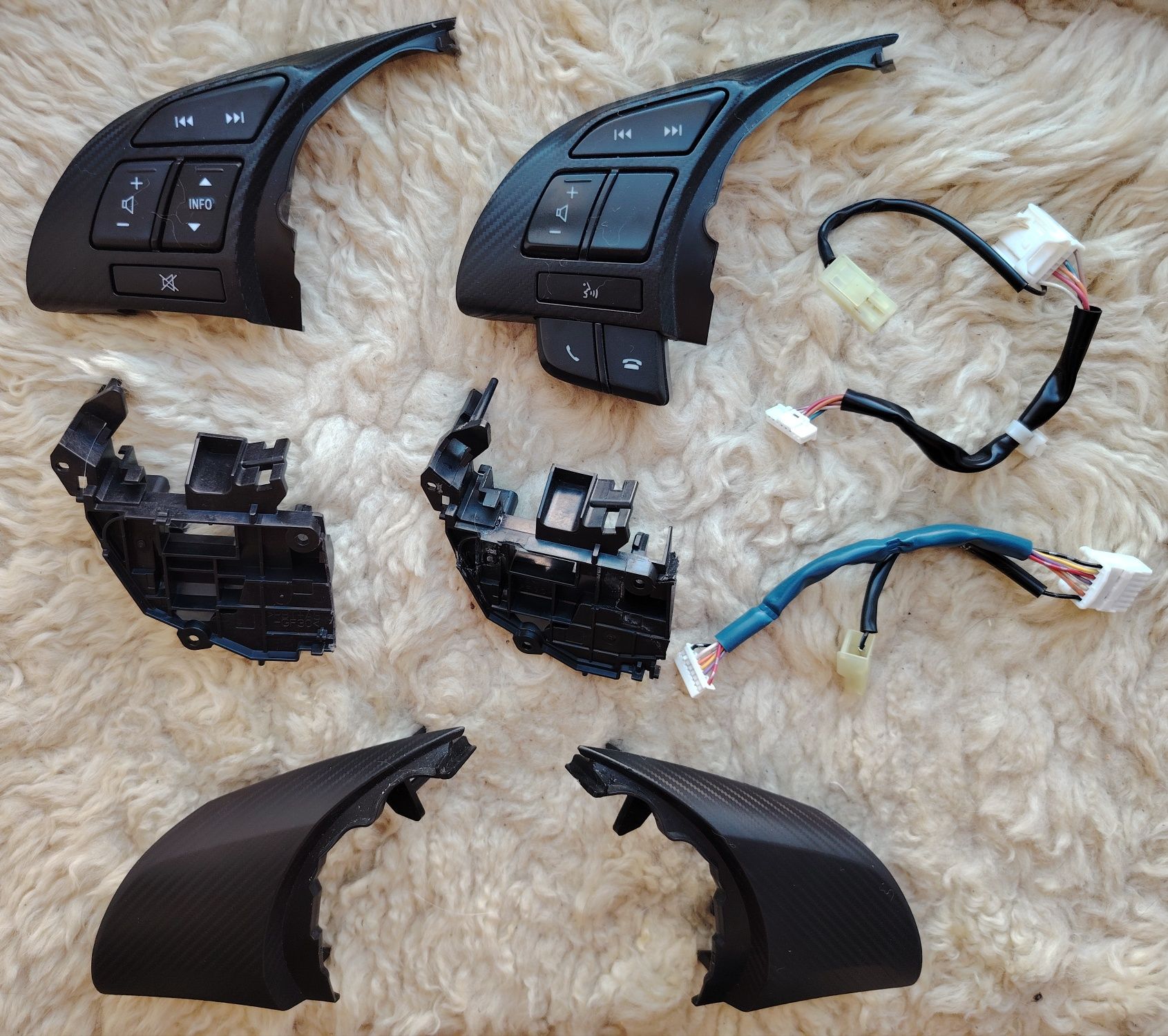 Кнопки, шлейфи керма Mazda 3, 6, СХ5, СХ30