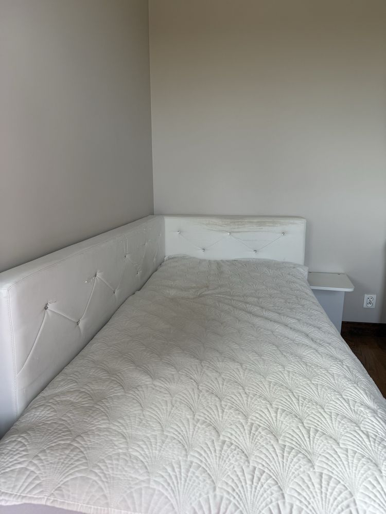 Łóżko tapicerowane MEBLIK Bianco Fiori