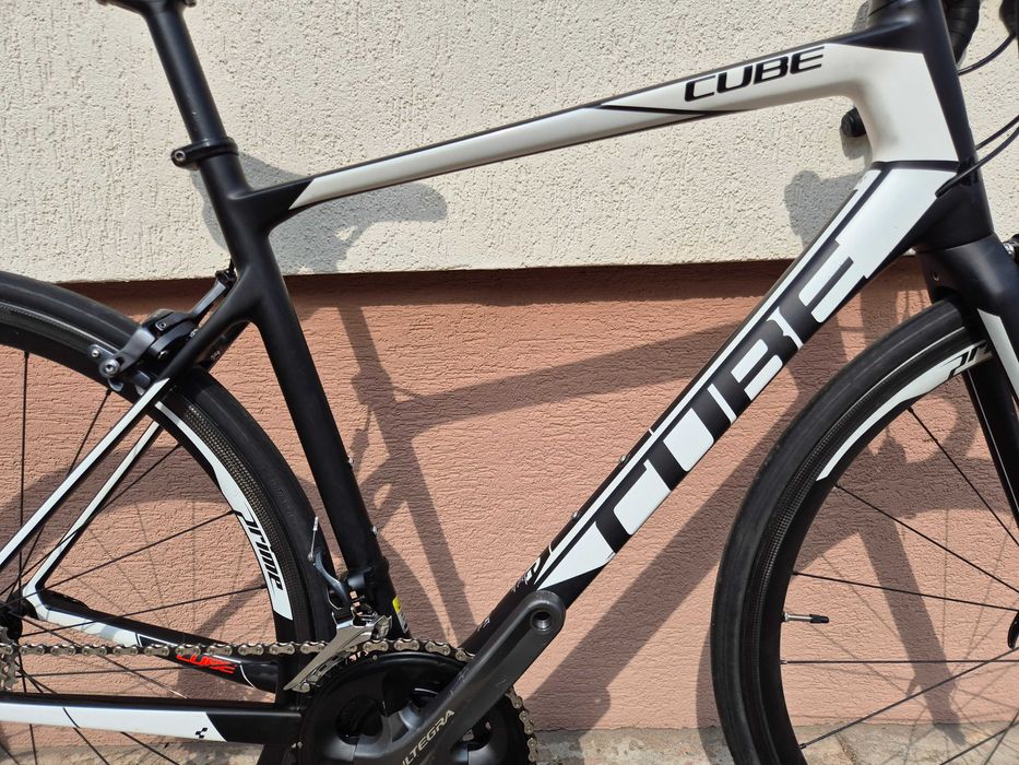 Rower szosowy full carbon, koła carbon Cube Attain, endurance