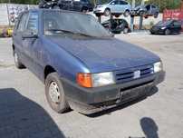 Fiat Uno *na części*