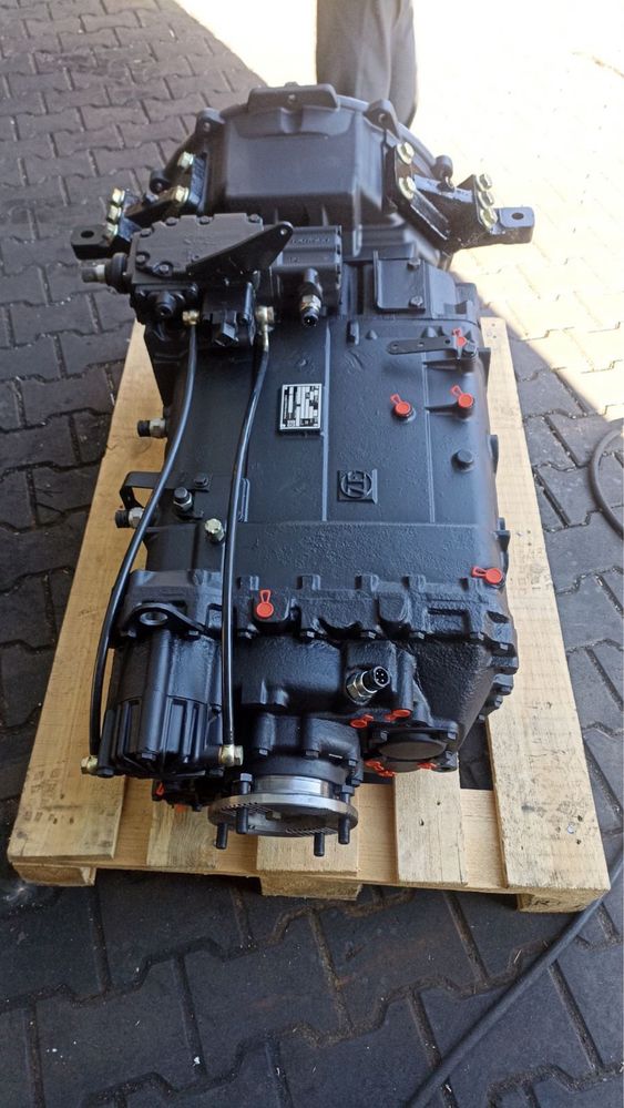 КПП МАЗ, КРАЗ ZF16-1650 на двигун ЯМЗ-7511 новая