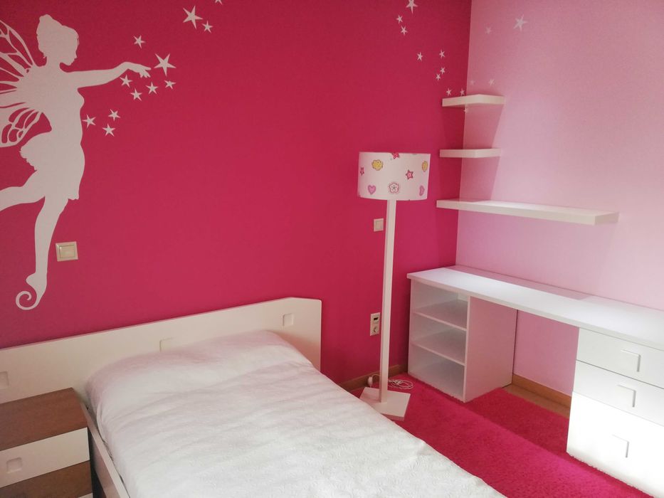 Candeeiro de pé para quarto de menina