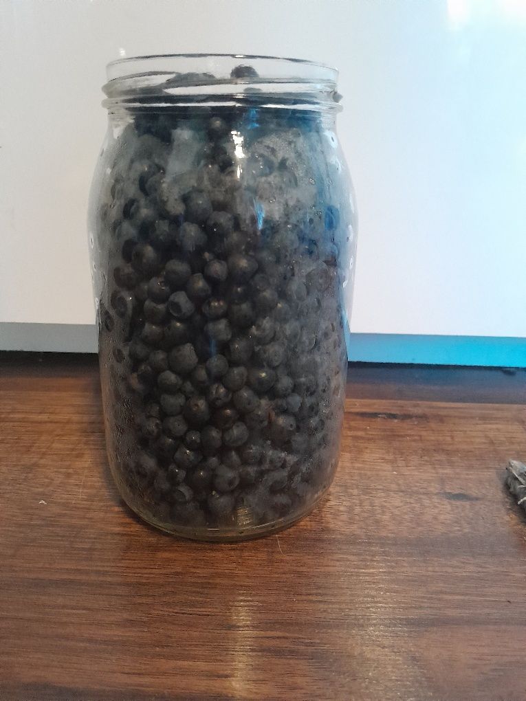 Jagody zbierane na zamówienie