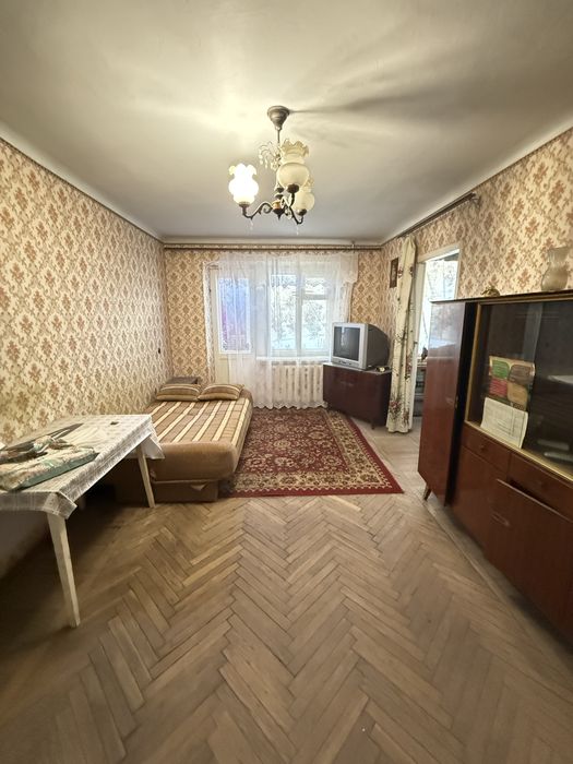 Продаю 3 кім квартиру 2 поверх вул. Погранична - Громадянська